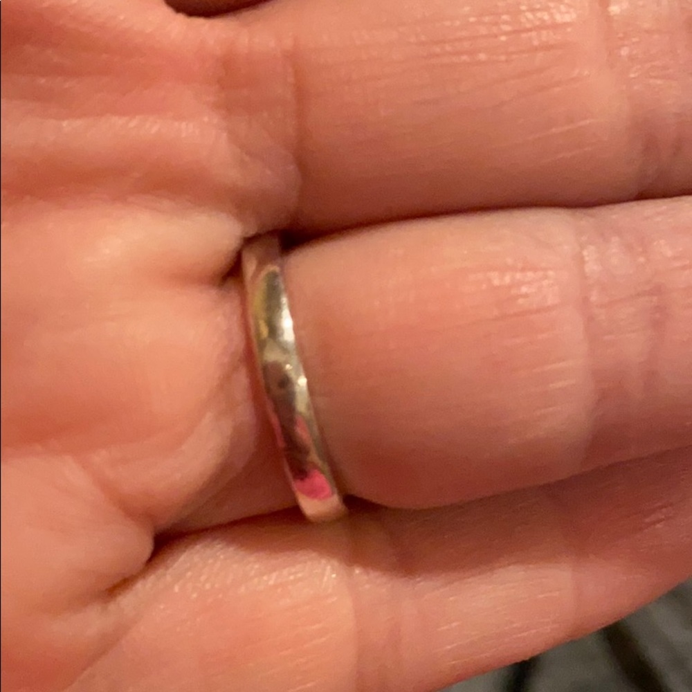 Ring - Picture 4 of 5
